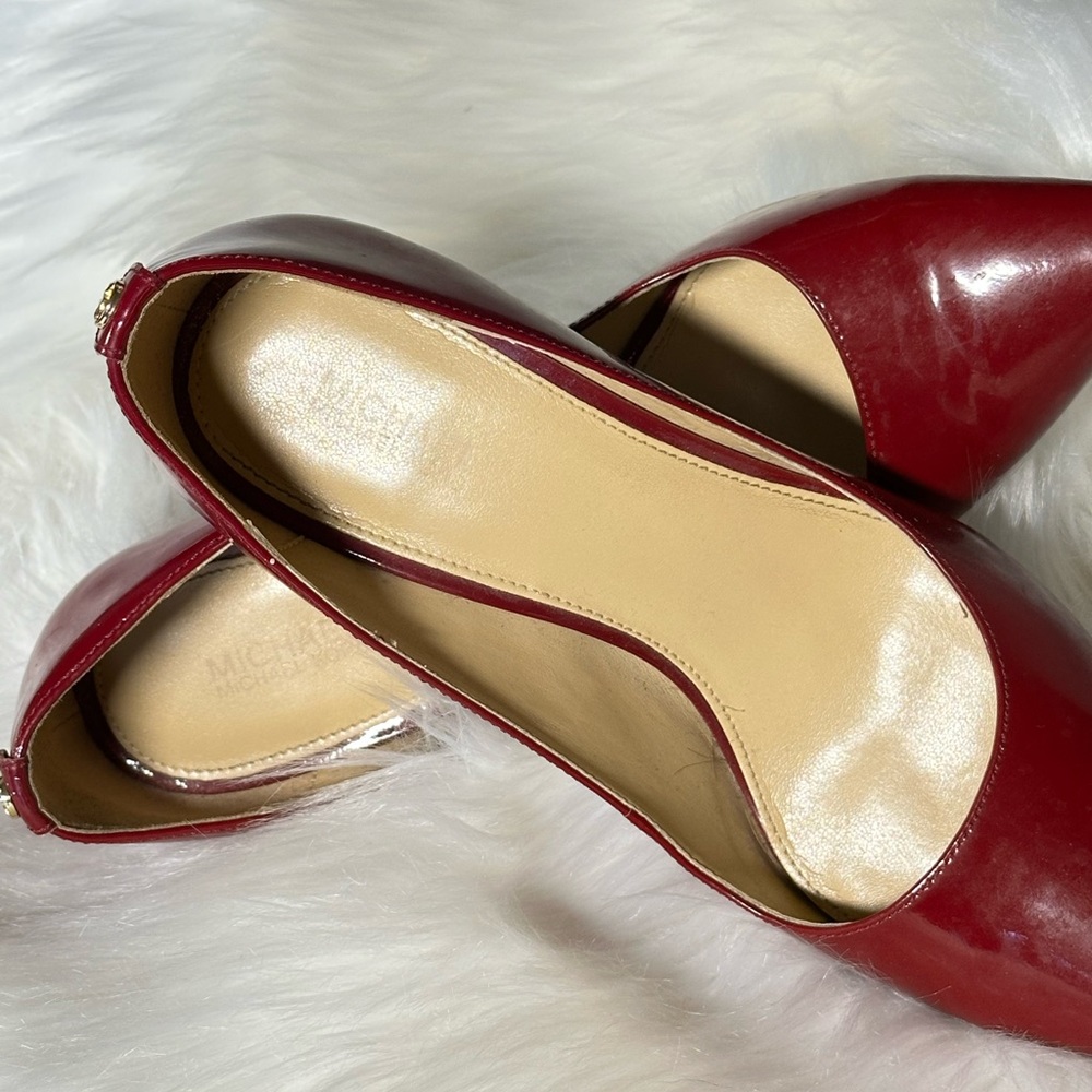 EUC Michael Kors Abbi Flex Pump in Maroon - Picture 3 of 8
